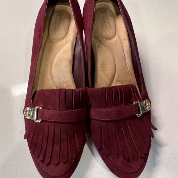 NEW Burgandy Suede Giani Bernini Size 10 Memory foam 2” heels never worn - Picture 13 of 16